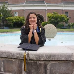 Meet your Posher, Jillian